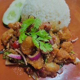 ข้าวยำไก่แซ่บ