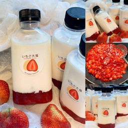 นมสดสตรอเบอรี่