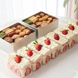 Monica bakery ยโสธร