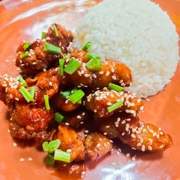 ข้าวไก่กรอบฮอตแอนด์สไปซี่