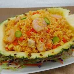 ข้าวผัดสับปะรด