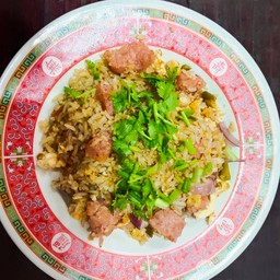 ข้าวผัดแหนม