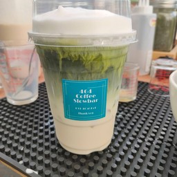 ชาเขียวลาเต้นมสด