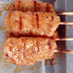 หมูปิ้ง 4 ไม้