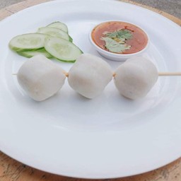 ลูกชิ้นปลา บี จัมโบ้