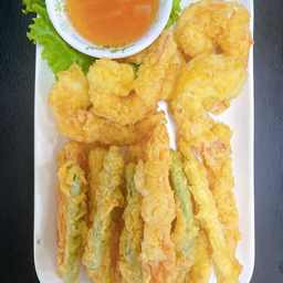 กุ้งชุบแป้งทอด