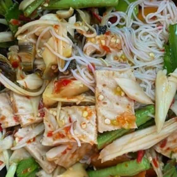 ตำซั่วหมูยอ+หอยเชอรี่