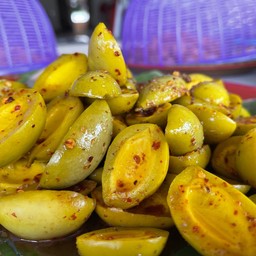 มะปรางดองคลุก