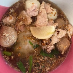ก๋วยเตี๋ยวสามดาว(สานิต) ข้างวัดขอนตาล เฉาก๊วยนมสด น้ำแข็งใส