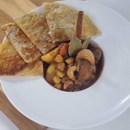 วีแกนโรตีมัสมั่น ชิกพีหมูอบ