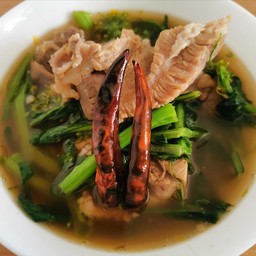 จอผักกาดใส่กระดูกหมู