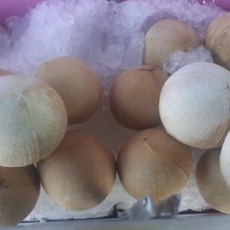 ส้มตำ ยำ ทอด - แม่พิกุล ส้มตำ x ลูกชิ้นทอด-ยำ F4