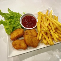 นักเก็ตแอนด์เฟรนช์ฟราย