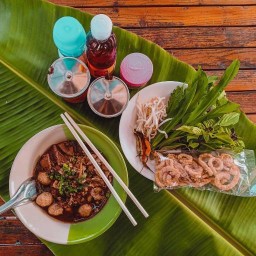 ก๋วยเตี๋ยวเรือกัลยา