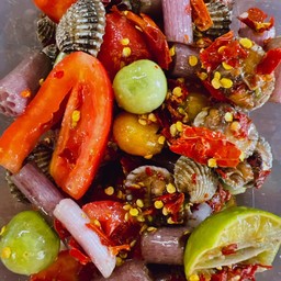 เกาเหลาหอยแครงบวกกุ้งดิบ