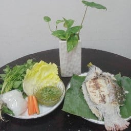 เมี่ยงปลาเผาหน้าวัดสวนหลวง🐟🥬🥕🍽️ หน้าวัดสวนหลวงตรงข้ามพิพิธภัณฑ์แห่งชาติ