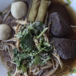 ป.ปลา (ก๋วยเตี๋ยว โจ๊ก)