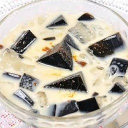 เฉาก๋วยนมสด