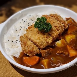 วีแกนข้าวแกงกะหรี่ญี่ปุ่นหมูทอดทงคัตสึ