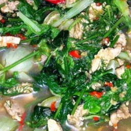 อ่อมไก่ใส่ผัก