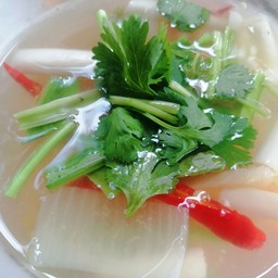 ต้มยำอกไก่น้ำใส