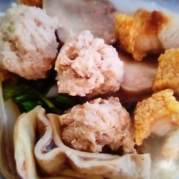 เกาเหลา ก๋วยจั๊บ