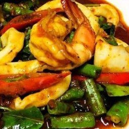 เครื่องแกงทะเล ราดข้าว
