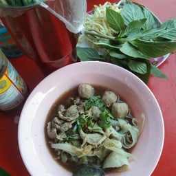 ก๋วยเตี๋ยวเนื้อปากุล พุทธบูชา26/3