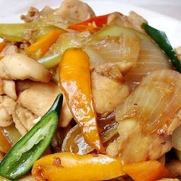 ข้าว - ผัดพริกไก่ (ไข่ดาว,ไข่ข้น)