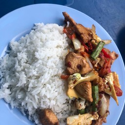 ข้าวผัดพริกไก่