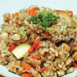 ข้าวผัดกระเทียม