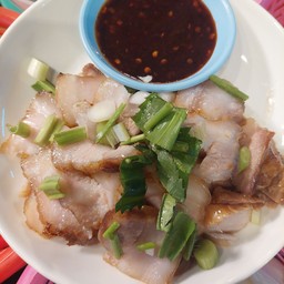 คอหมูย่างจิ้มแจ่ว