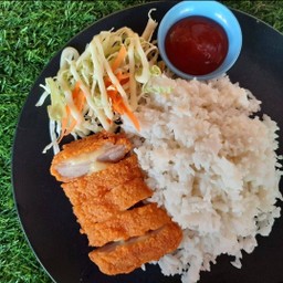 ข้าวหน้าไก่ทอดชีสเยิ้ม