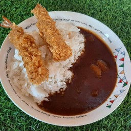 ข้าวแกงกะหรี่ กุ้งทอดตอร์ปิโด