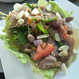 ยำเนื้อนุ่ม