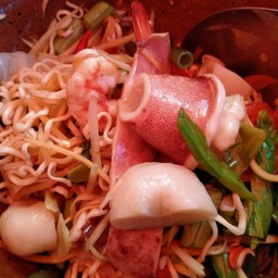 นักขายสายกิน&น้ำผลไม้ปั่นสด