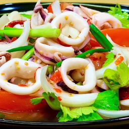 ยำปลาหมึก