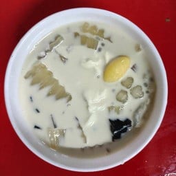 น้ำเต้าหู้ นายบูม