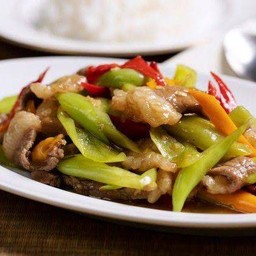 ผัดพริกหยวก (เป็นกับข้าว)