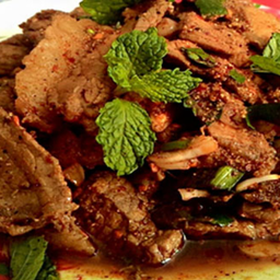 น้ำตกเนื้อ