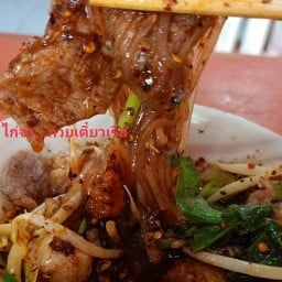 ไก่จ๋า ก๋วยเตี๋ยวเรือ ไก่จ๋า
