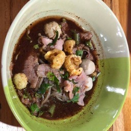 บะหมี่น้ำตก