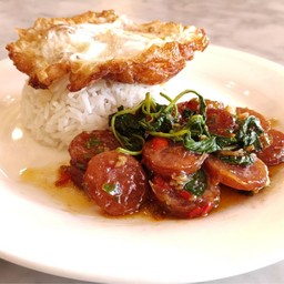 กะเพรากุนเชียง แถมฟรีไข่ดาว LM
