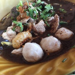 เกาเหลาน้ำตก