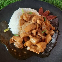 ข้าวหน้าไก่เนื้อนุ่ม