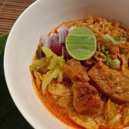 เฮียอู๊ดข้าวซอยเชียงราย สาขาคู้บอน