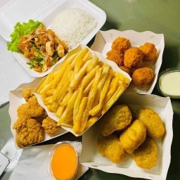 ยำไก่แซ่บ&ของทอด