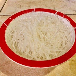 วุ้นเส้น