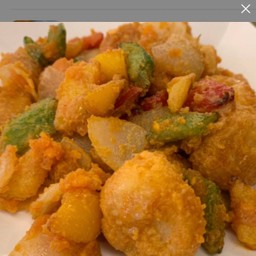 เชลล์ผัดไข่เค็ม