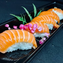 Salmon sushi set  (5)คำ